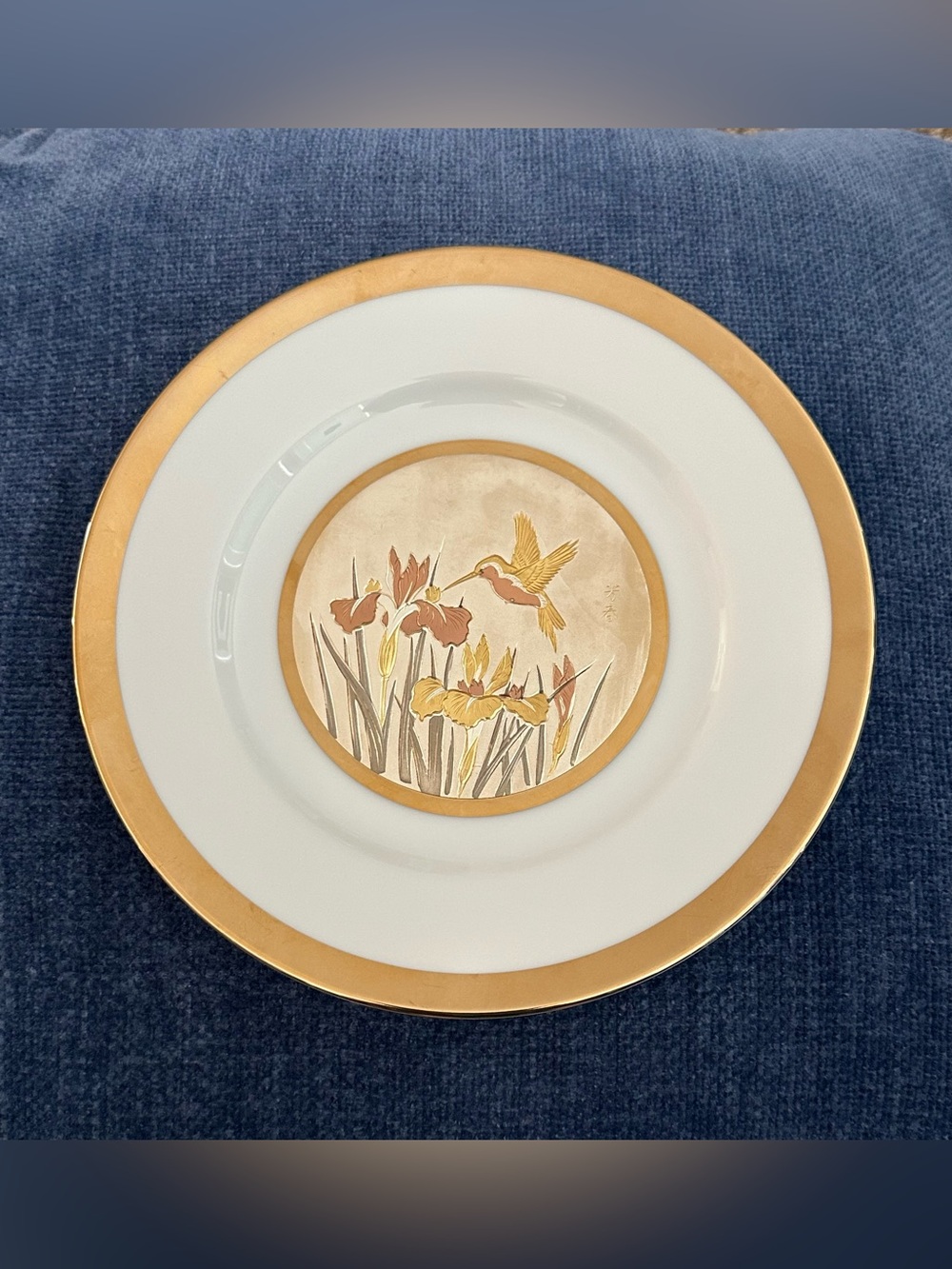 Vintage Art of Chokin 24kt gold edged plate 8” Iris and Hummingbird